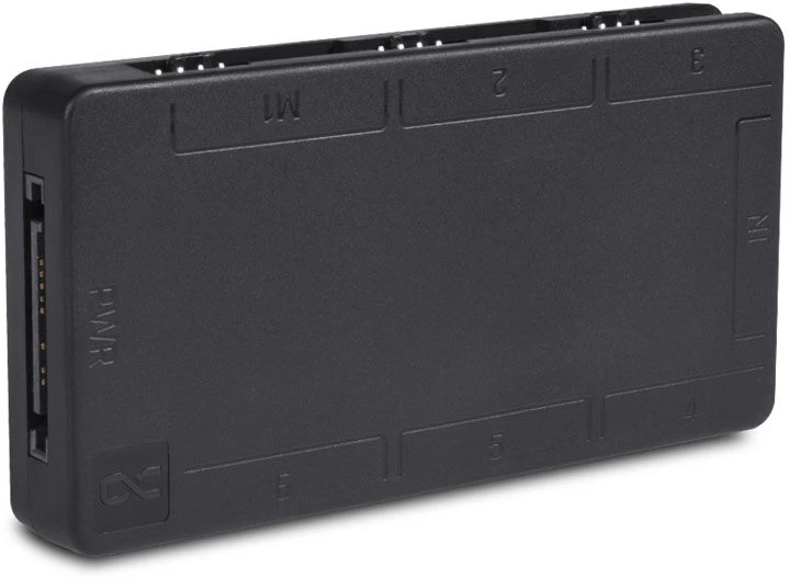 Alphacool Core 6x 4-Pin PWM/ARGB Hub/Splitter – juodos spalvos
