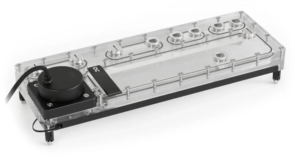 „Alphacool Core Distroplate 360 Left V.2“ su D5 Apex siurbliu, skirtas D5/DDC