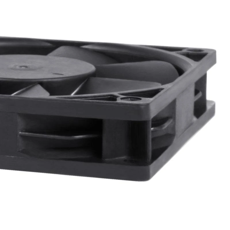 Alphacool Core ventiliatoriaus kampinis pjūvis