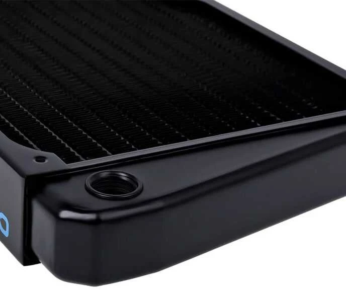 Alphacool radiatoriaus kampas su sriegine anga