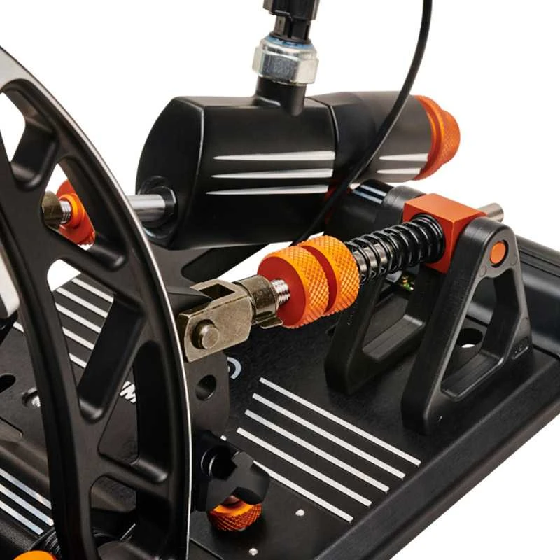 „Asetek SimSports Invicta Sim Racing“ akceleratoriaus ir stabdžių pedalas