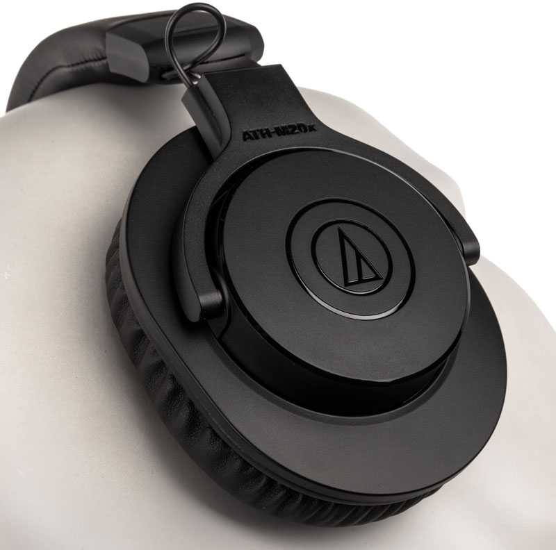 Audio-Technica ATH-M20XBT belaidės ausinės, Juodos spalvos