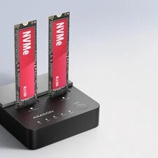 „AXAGON ADSA-M2C22L“, USB-C 20Gbps prijungimo stotelė, skirta 2× M.2 NVMe SSD diskams su klonavimo funkcija