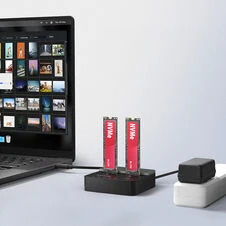 „AXAGON ADSA-M2C22L“, USB-C 20Gbps prijungimo stotelė, skirta 2× M.2 NVMe SSD diskams su klonavimo funkcija
