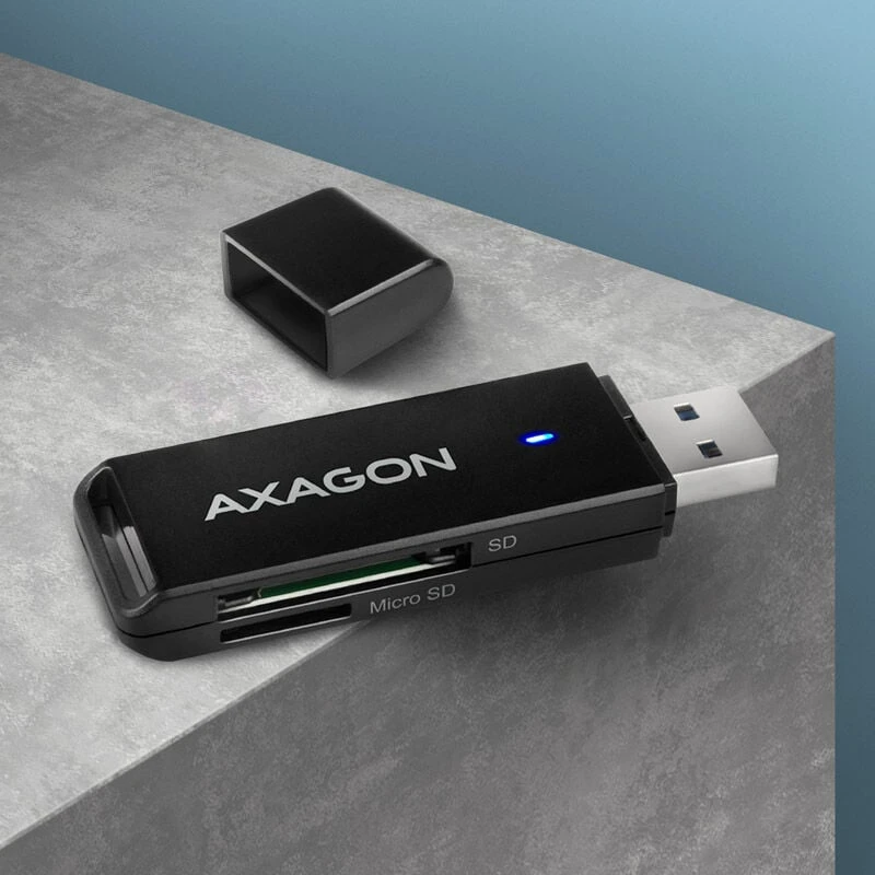 Axagon Slim itin spartus USB 3.2 Gen 1 kortelių skaitytuvas su tiesiogine USB-A jungtimi.