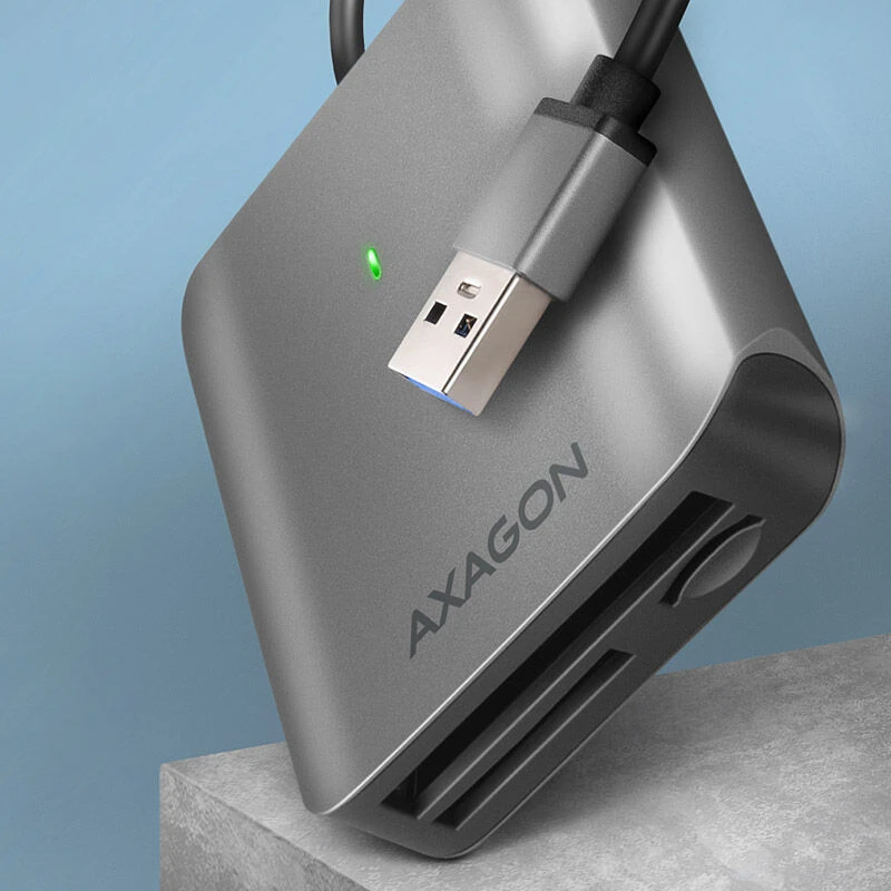 Axagon aliuminio didelės spartos USB-A 3.2 Gen 1 atminties kortelių skaitytuvas. 3 lizdai, UHS-II.