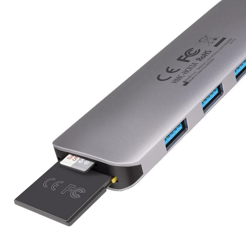 Axagon USB-C šakotuvas su kortelių skaitytuvo detale