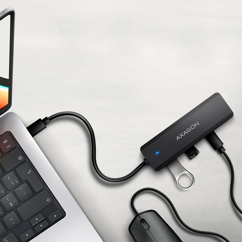 „AXAGON HUE-C2C“ 2x USB3.2 Gen 1 + 2x USB-C 5Gbps kelioninis šakotuvas, USB-C maitinimo įvestis, su 19 cm C tipo laidu
