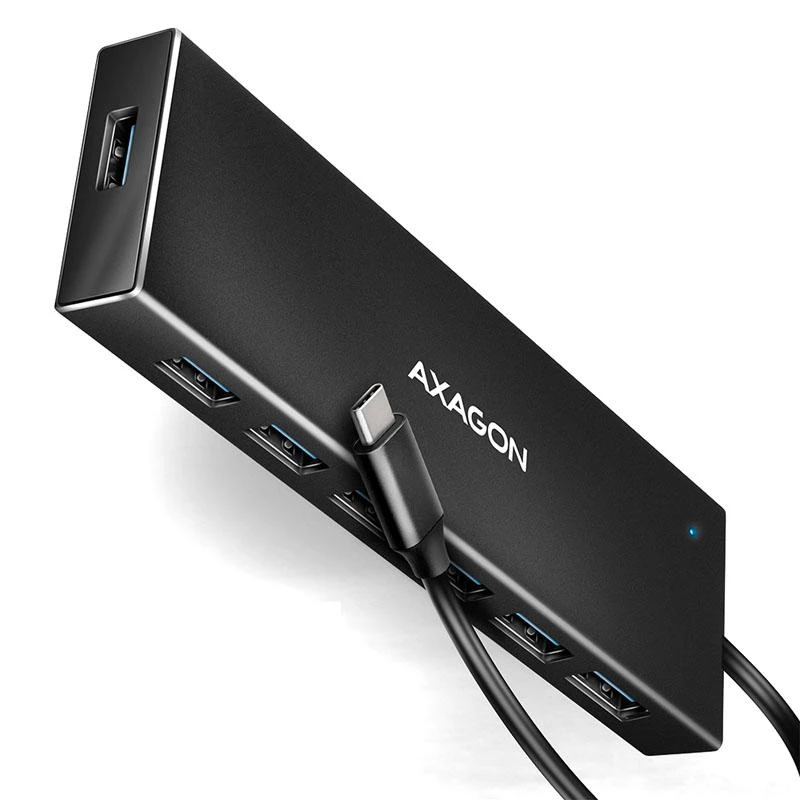 „Axagon“ septynių prievadų USB 3.2 Gen 1 šakotuvas su įkrovimo palaikymu. Jungtis išoriniam maitinimo šaltiniui. USB-C laidas 30 cm.