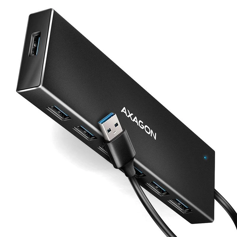 „Axagon“ septynių prievadų USB 3.2 Gen 1 šakotuvas su įkrovimo palaikymu. Jungtis išoriniam maitinimo šaltiniui. USB-A laidas 1 m.