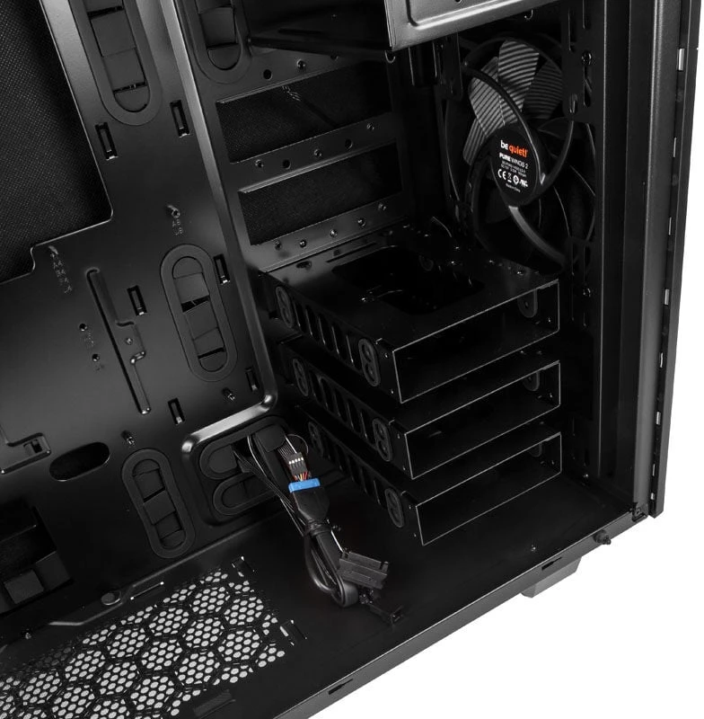 BE QUIET PURE BASE 600 Langas Juodas Midi bokštas su apžvalgos langu
