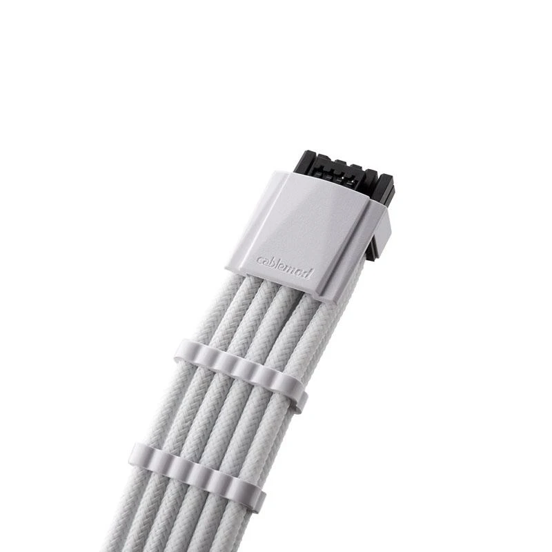 CableMod C-Series PRO ModMesh 12VHPWR Cable Kit for Corsair RM, RMi, RMx (Juodas Label) – baltas