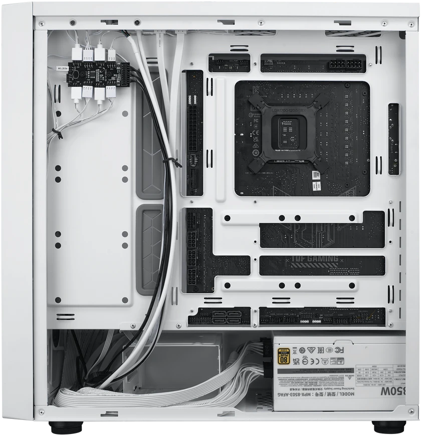 Kompiuterio Korpusas - Cooler Master MasterBox 600 Baltas su Multicolor Apšvietimu