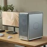 „Cooler Master“ korpusas „MasterFrame 500 Mesh“ sidabrinis, permatomas šoninis skydelis, ATX, 2x 200 mm ventiliatoriai, 1x 120 mm ventiliatorius, pilkas
