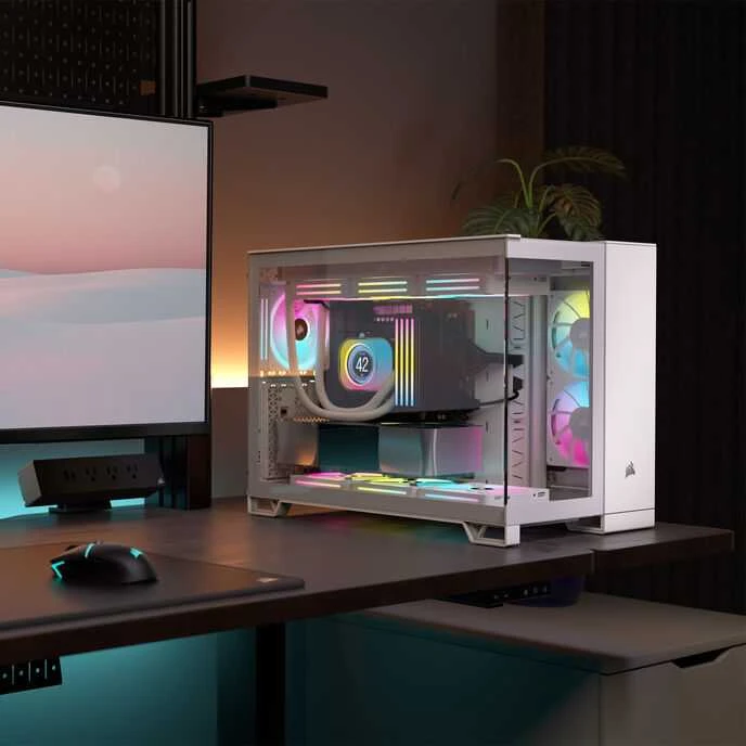 CRI Corsair 2500X RGB „Micro Tower“ Balta