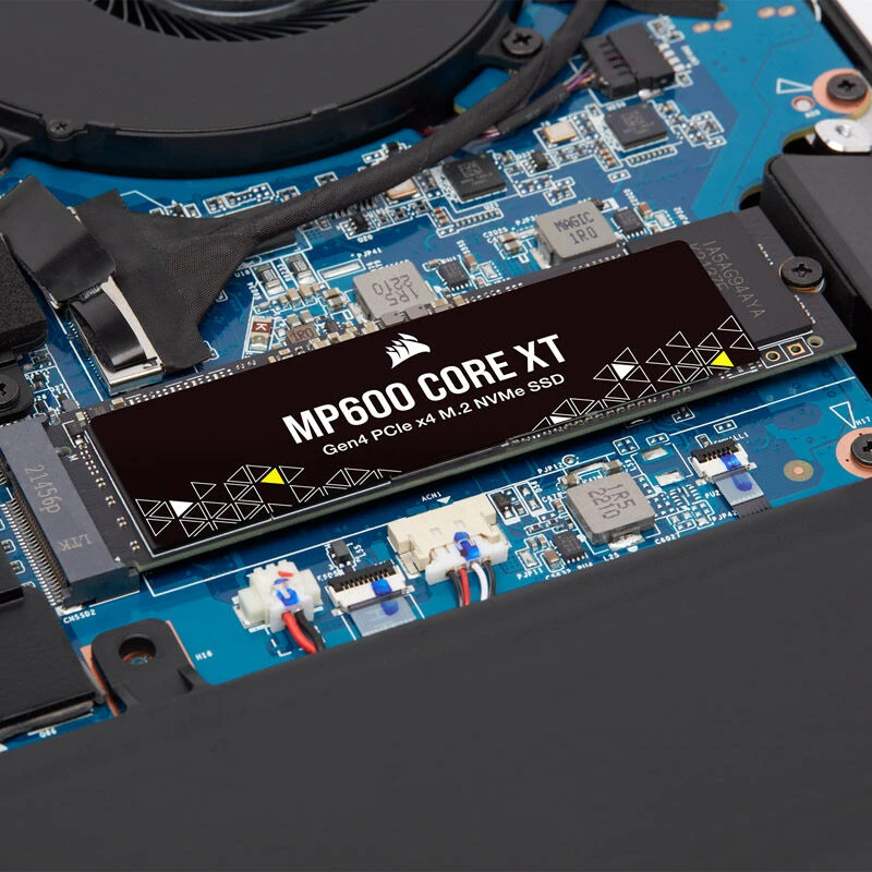 „Corsair MP600 CORE XT M.2 Gen4 PCIe x4 NVMe 4TB“ kietasis diskas