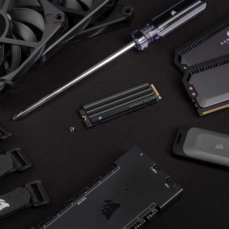Corsair MP600 Elite NVMe SSD, PCIe 4.0 M.2 Typ 2280 - 1 TB mit Kühlkörper