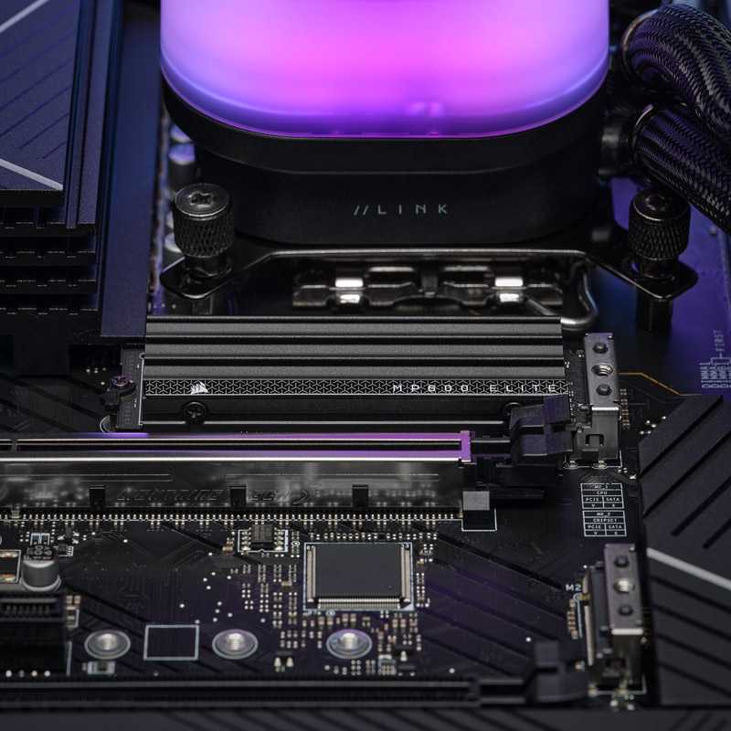 Corsair MP600 Elite NVMe SSD, PCIe 4.0 M.2 Typ 2280 - 1 TB mit Kühlkörper