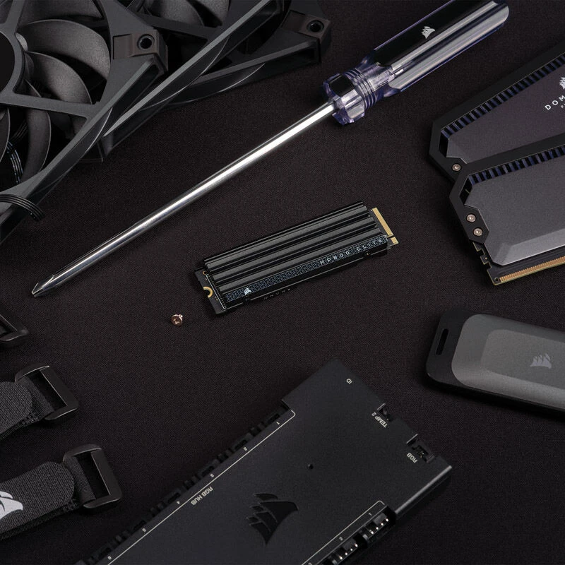 Corsair MP600 Elite NVMe SSD, PCIe 4.0 M.2 Type 2280 - 1 TB with heatsink