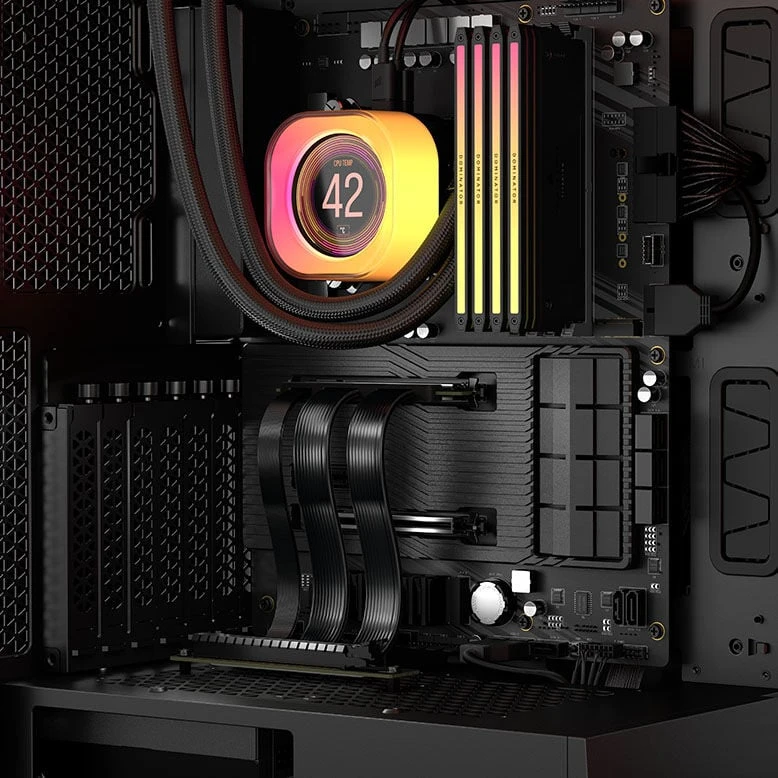 Vaizdo plokštė Corsair Premium PCIe 5 x16 Extension Cable, Juodas, 175mm