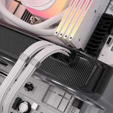 „Corsair Premium Sleeved 6+2-Pin PCIe“ kabelis, skirtas 5 tipo maitinimo šaltiniui – Baltas