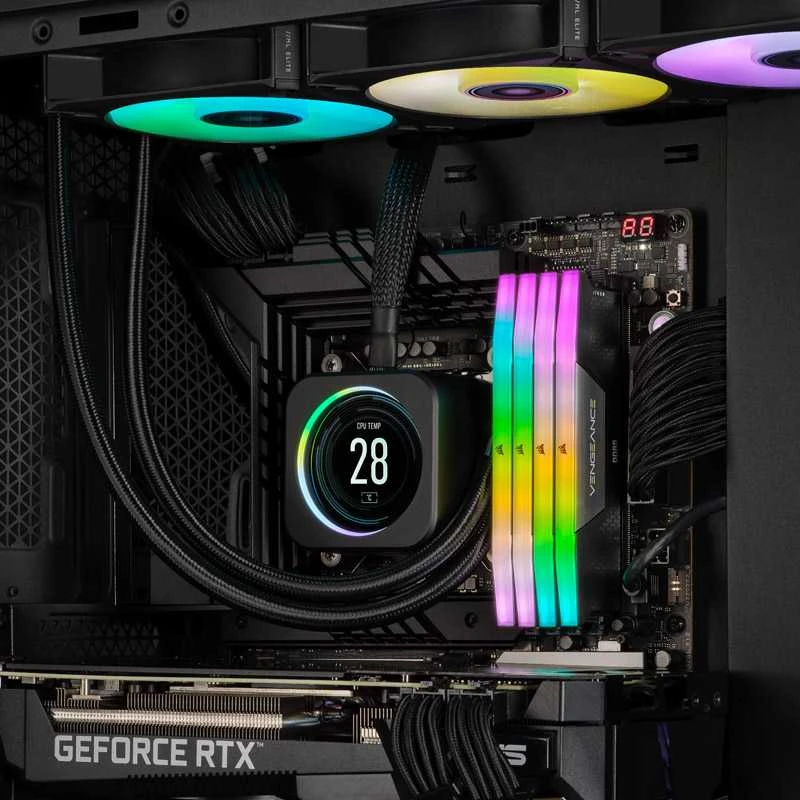 Operatyvioji atmintis (RAM) CORSAIR VENGEANCE RGB 32GB 2x16GB DDR5 5200MHz DIMM Unbuffered 40-40-40-77 XMP 3.0 Juodas Heatspreader RGB LED 1.25V