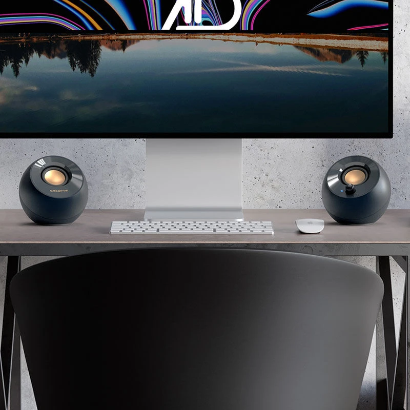 Kompiuterio kolonėlės Creative kompiuterinės kolonėlės 2.0 Pebble V2 juodos spalvos USB-C