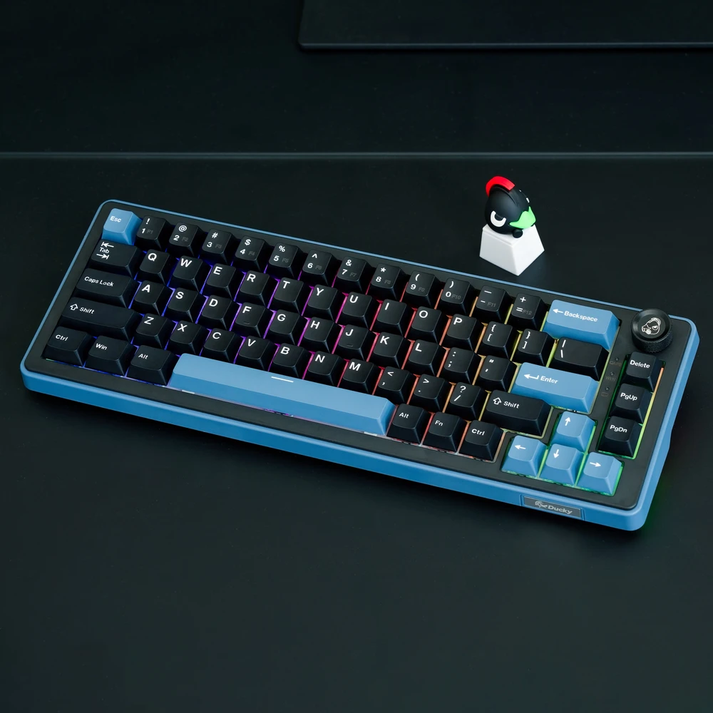Ducky OK-M 65 žaidimų klaviatūra, 65%, Hot-Swappable, RGB, ANSI – KTT Wine raudoni jungikliai