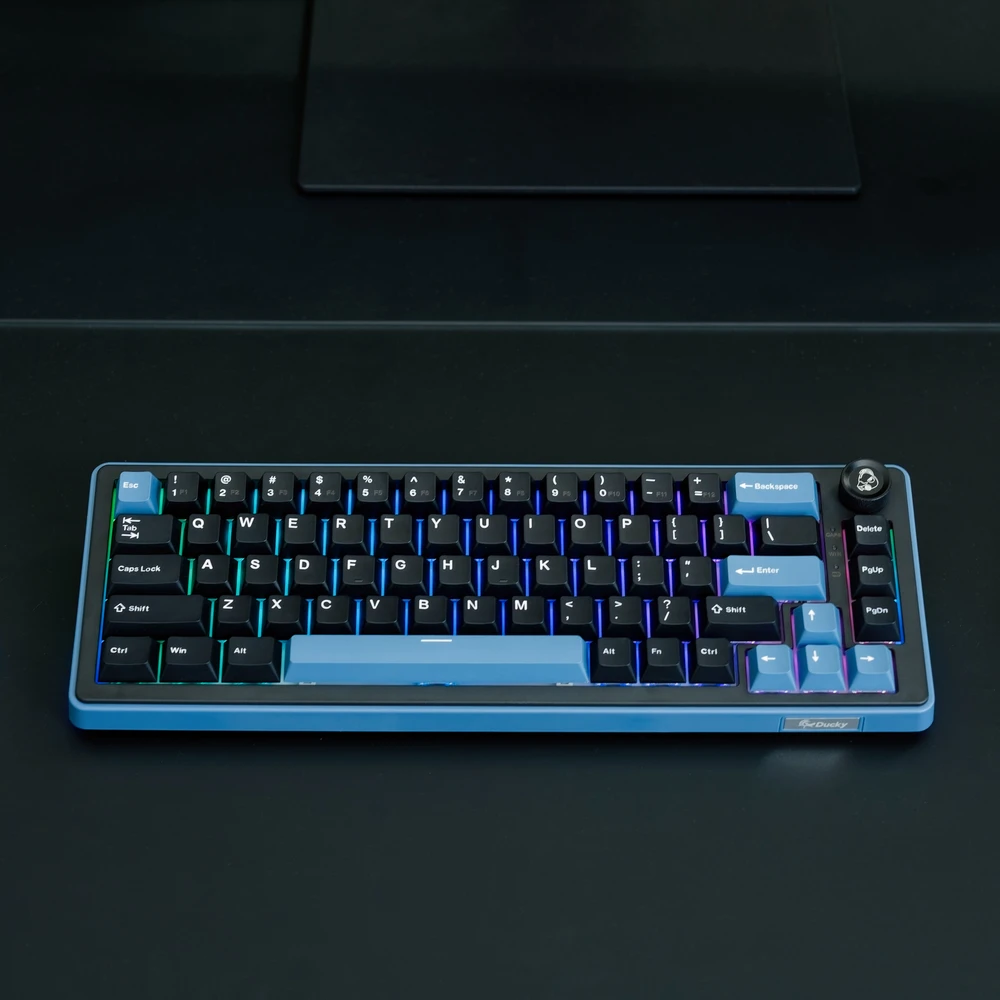Ducky OK-M 65 žaidimų klaviatūra, 65%, karšto keitimo, RGB, ISO – KTT Linear