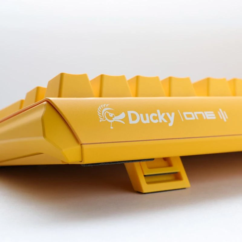 Ducky One 3 Geltona TKL Klaviatūra žaidimams, RGB LED - MX-Silent-Raudona