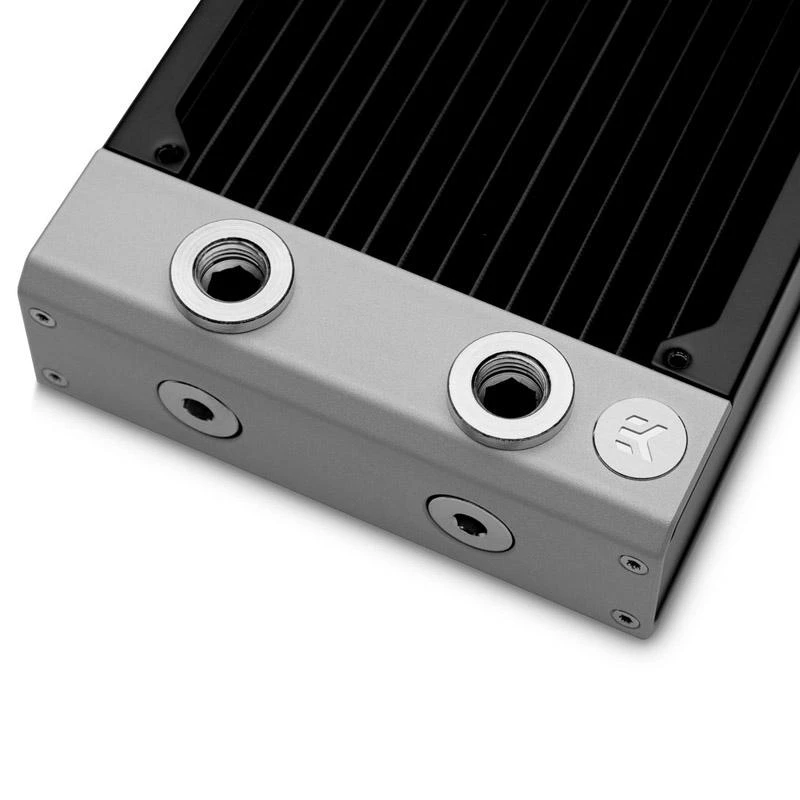 EK-Quantum Surface P480M radiatorius su jungtimis