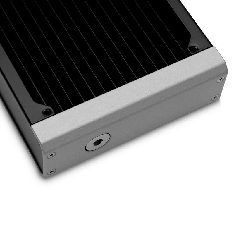 EK-Quantum Surface P480M radiatorius – šoninė jungtis