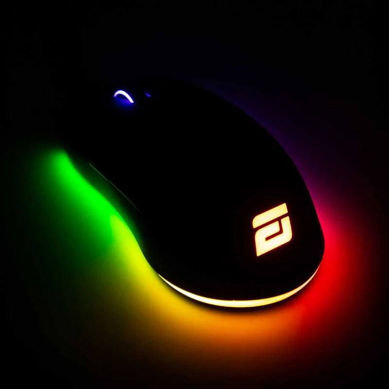 Endgame Gear XM1 RGB žaidimų pelė – baltos spalvos