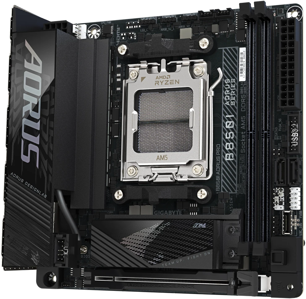 Pagrindinė plokštė Gigabyte B850I AORUS PRO | Procesorių šeima AMD | Procesoriaus lizdas AM5 | DDR5 | Palaikomos standžiojo disko sąsajos SATA, M.2 | SATA jungčių skaičius 2