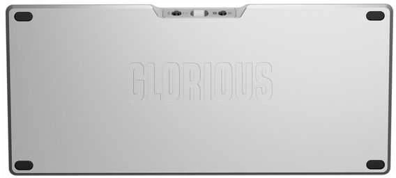 „Glorious GMMK 3 Pro Wireless“ 75 % pritaikyta žaidimų klaviatūra – iš anksto surinkta, ANSI (JAV), „Fox Switches“, sidabrinis