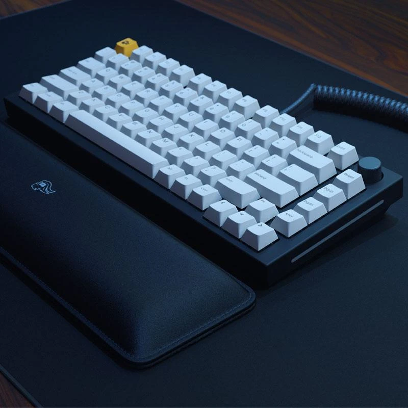 Glorious GMMK Pro Juodas Slate 75% TKL klaviatūra – Pre built, ANSI išdėstymas – juodos spalvos