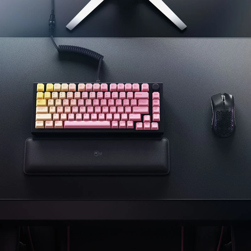 Klaviatūra Glorious GPBT Keycaps – Rožinė Grapefruit – Forge