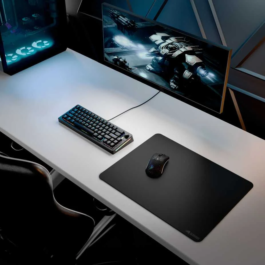 Glorious pelės kilimėlis žaidimams 2 XL, edge-to-edge, rubberised – 460 x 355mm, juodos spalvos