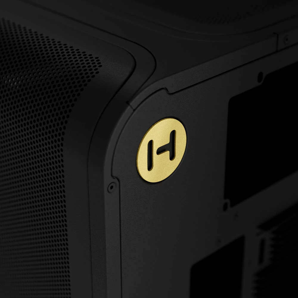 HYTE X50 Air Midi Tower – Pitch Juodas