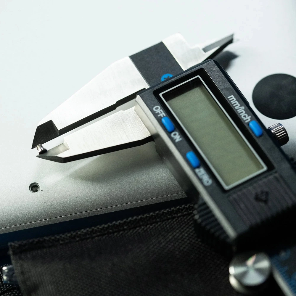 iFixit Digital Caliper, 0.01 mm to 150 mm – juodas, mėlynas