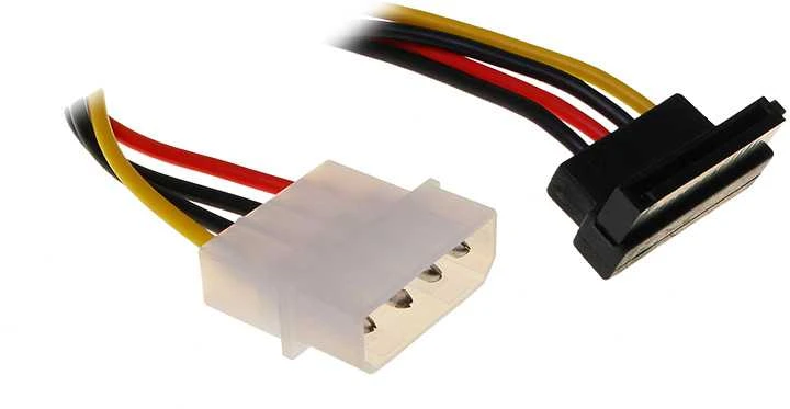 „InLine SATA“ maitinimo adapterio kabelis į 4 kontaktų „Molex“, pakreiptas į viršų