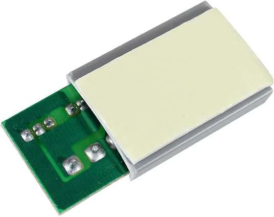 InLine ventiliatoriaus maitinimo adapterio plokštė – 4 kontaktų Molex