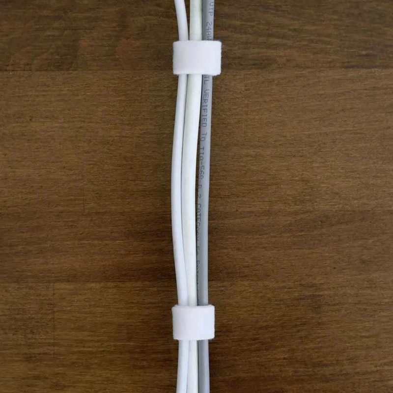 Label The Cable PAŽYMĖKITE THE CABLE PRO Roll Dual Velcro ritinėlis 25m - baltas
