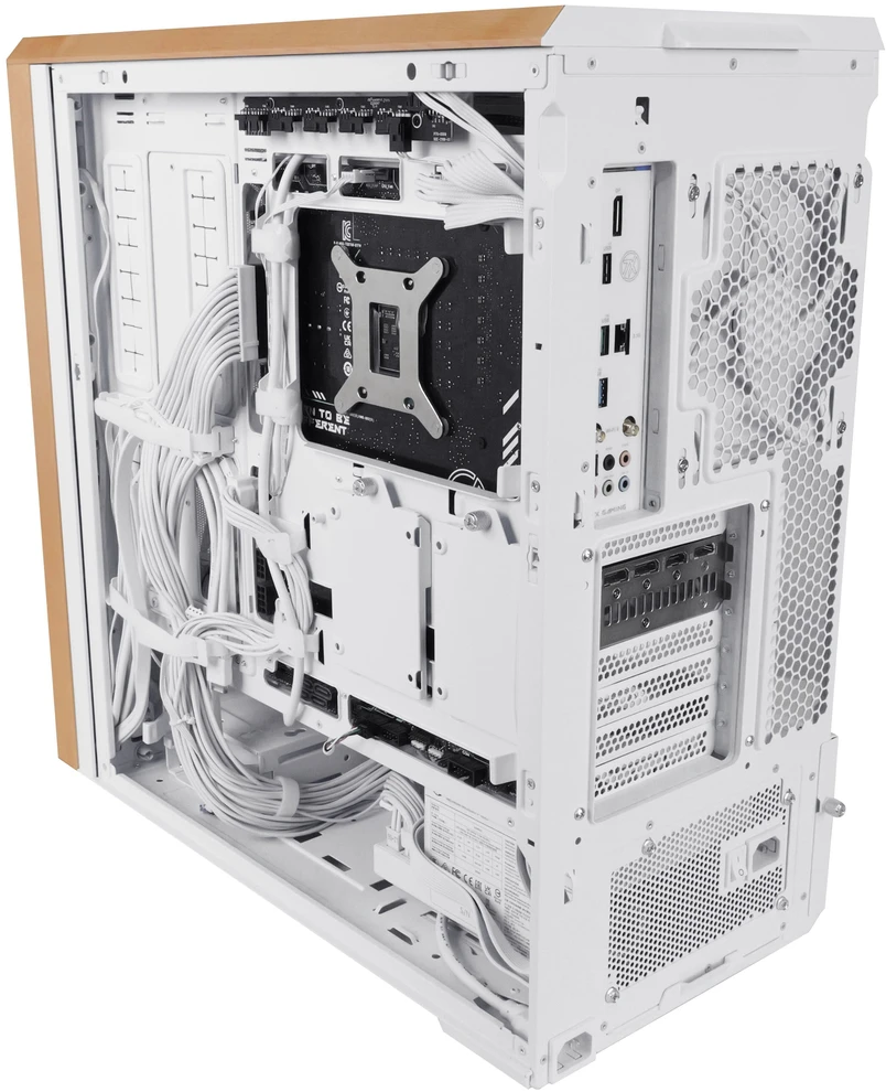 Lian Li LANCOOL 217 PC-kompiuterio korpusas, Midi-Tower, ATX, Tempered Glass – baltos spalvos