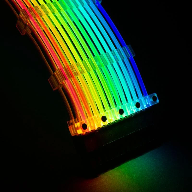 Corp. pried. Lian Li Strimer 24 kontaktų RGB M