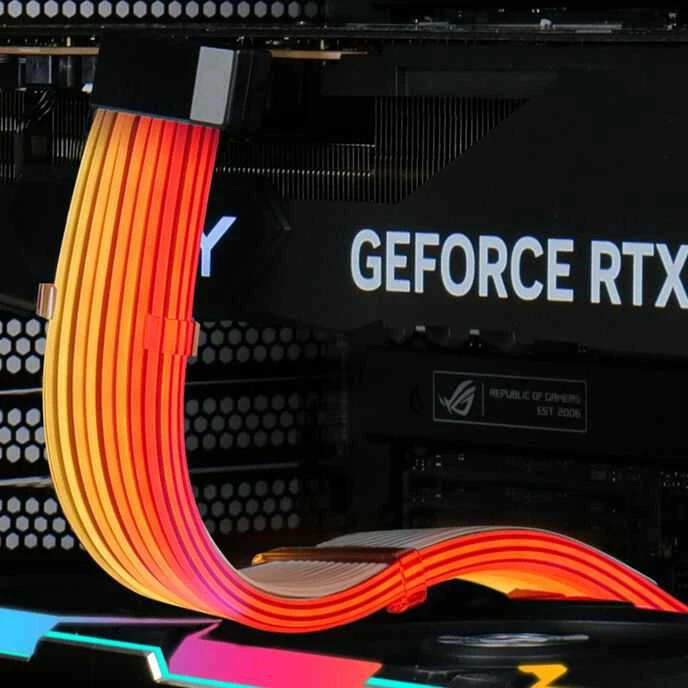 Lian Li Strimer spalvotas GPU maitinimo laidas