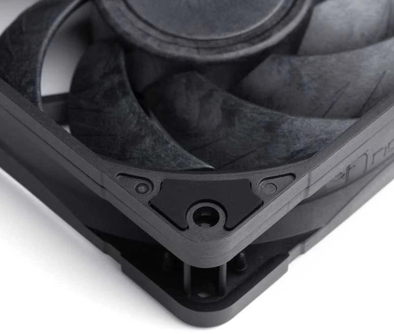 „Noctua NA-IS1-12 chromax.juodas“ tarpikliai 120 mm ventiliatoriams – 2 vnt. rinkinys