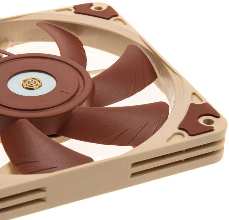 Noctua NF-A12x15 FLX