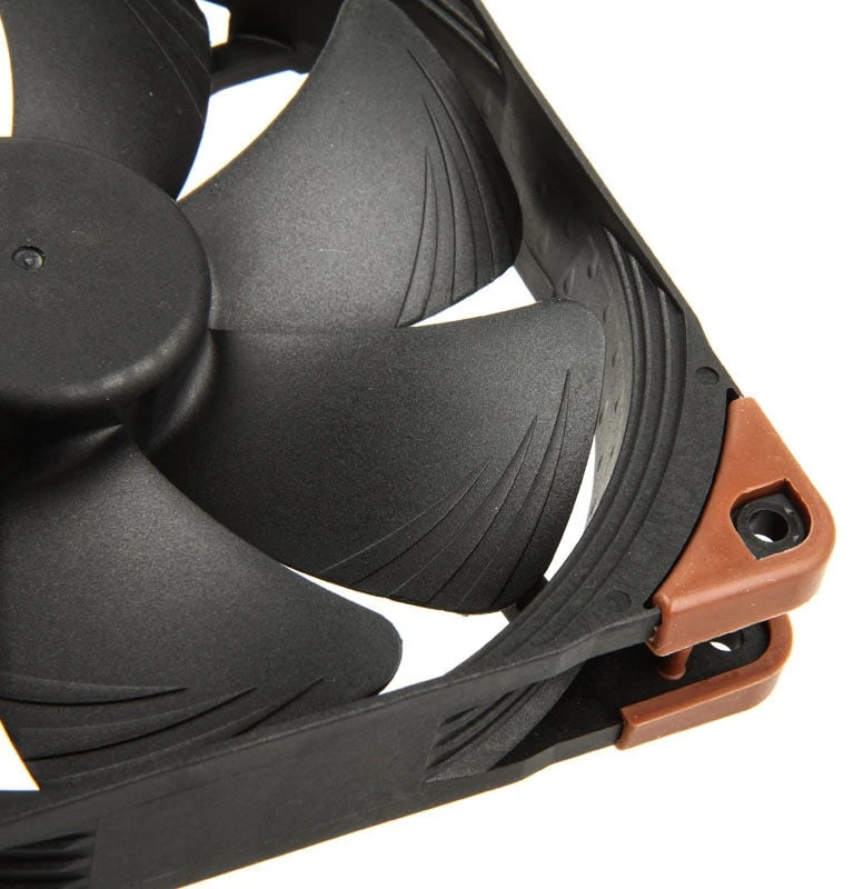 Noctua NF-A14 INDUSTRIALPPC-2000 PWM Kompiuterio dėklas Fan 14 cm Juodas, Brown 1 pc(s)