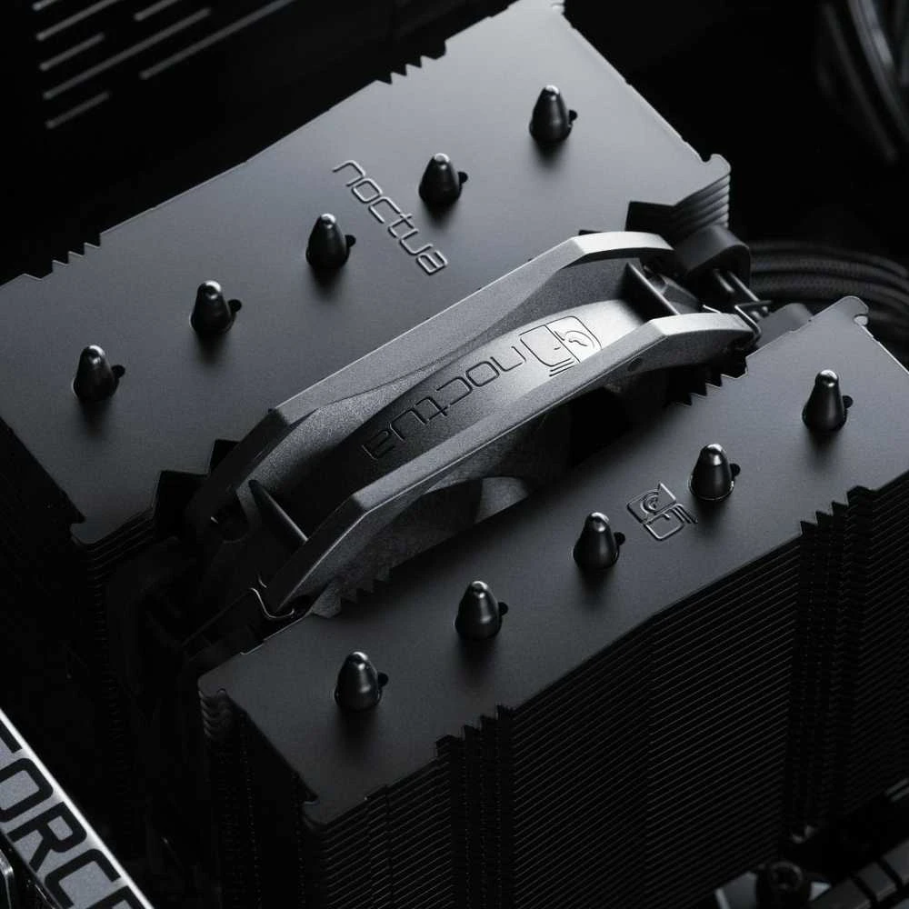 Noctua NH-D12L CH.BK